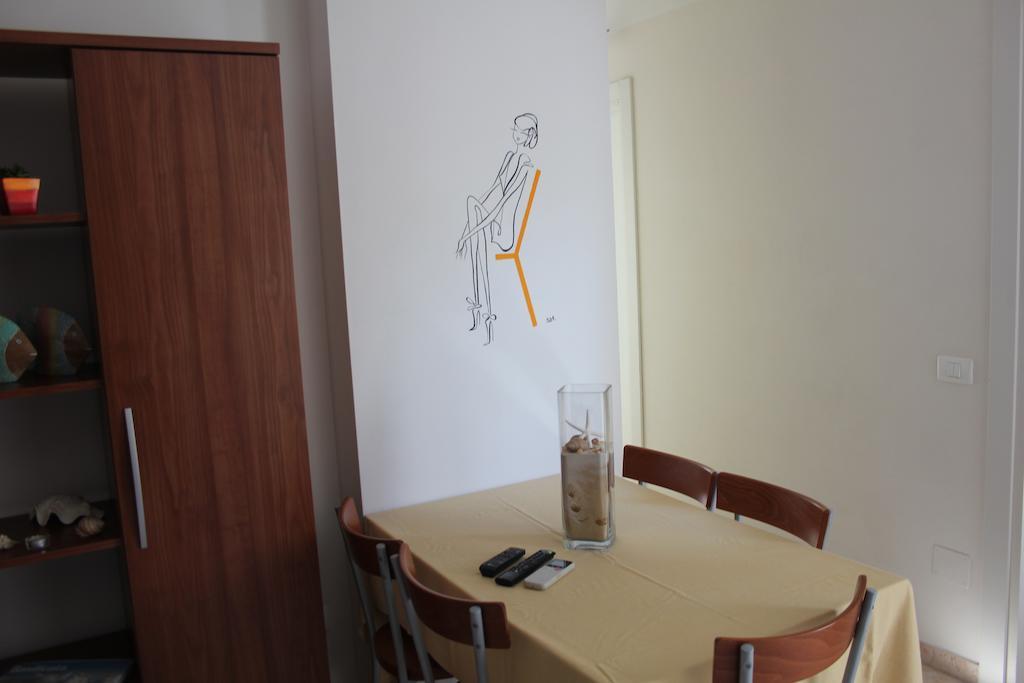Blumen Bad Beach Apartment Metaponto Cameră foto