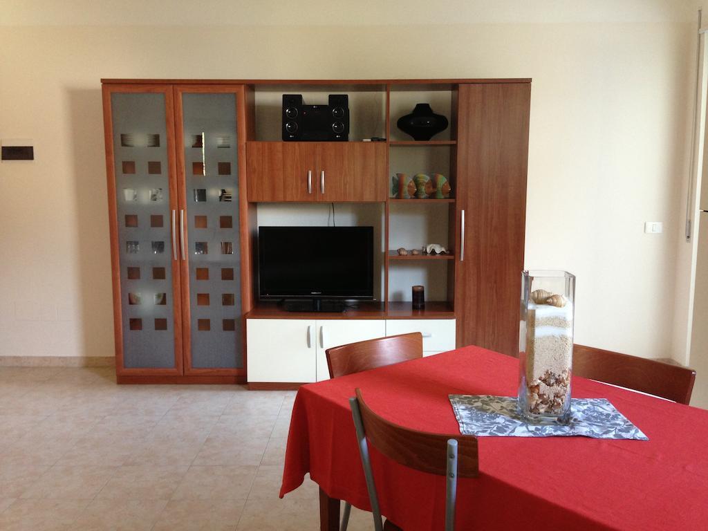 Blumen Bad Beach Apartment Metaponto Cameră foto