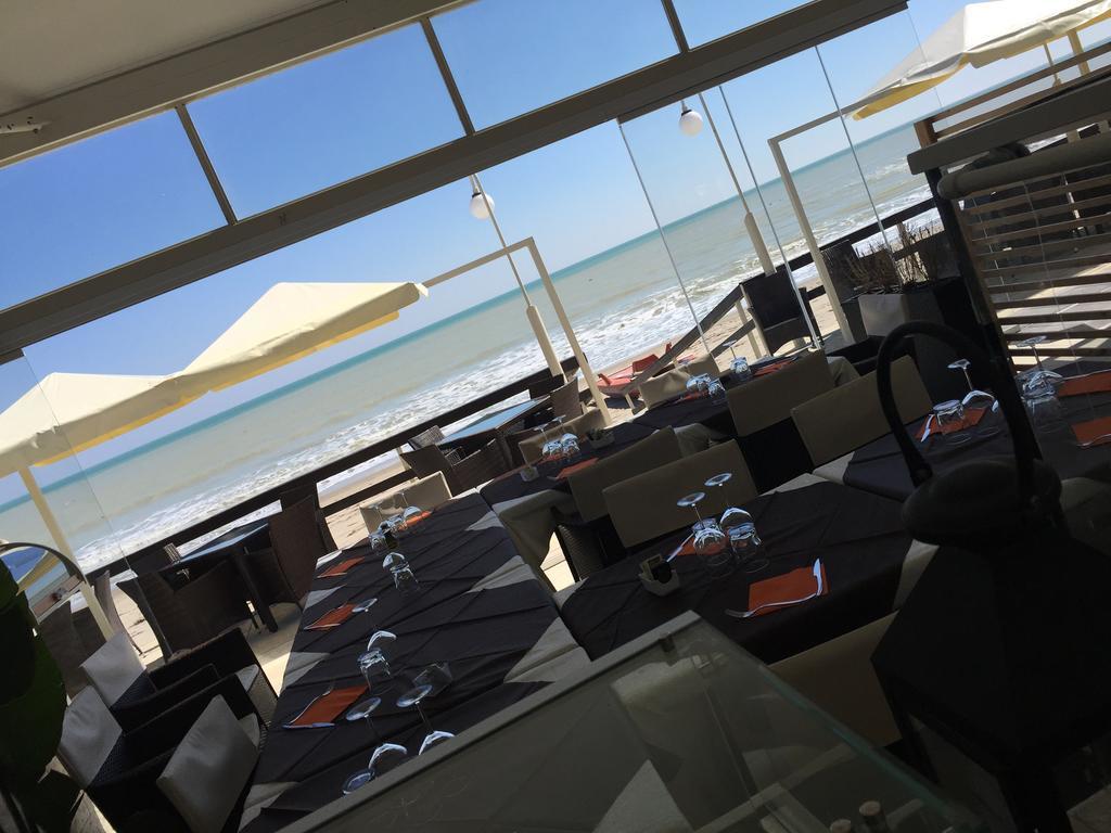 Blumen Bad Beach Apartment Metaponto Exterior foto